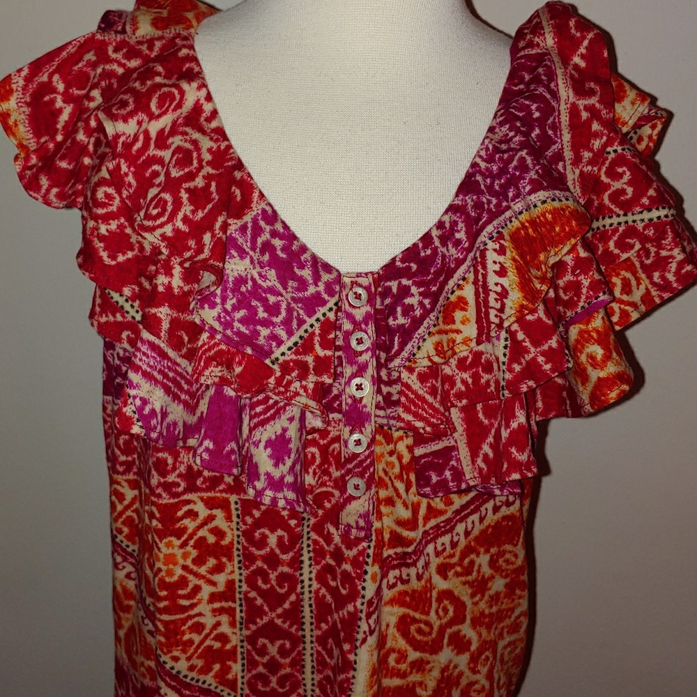 Ralph Lauren, Beautiful ruffle neck top